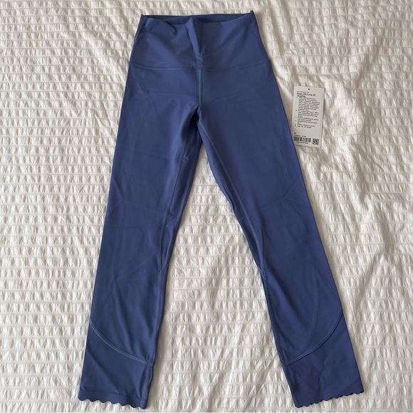 Lululemon Align Scalloped Hem High Rise Leggings 23” Water drop sz 4 - Picture 5 of 6